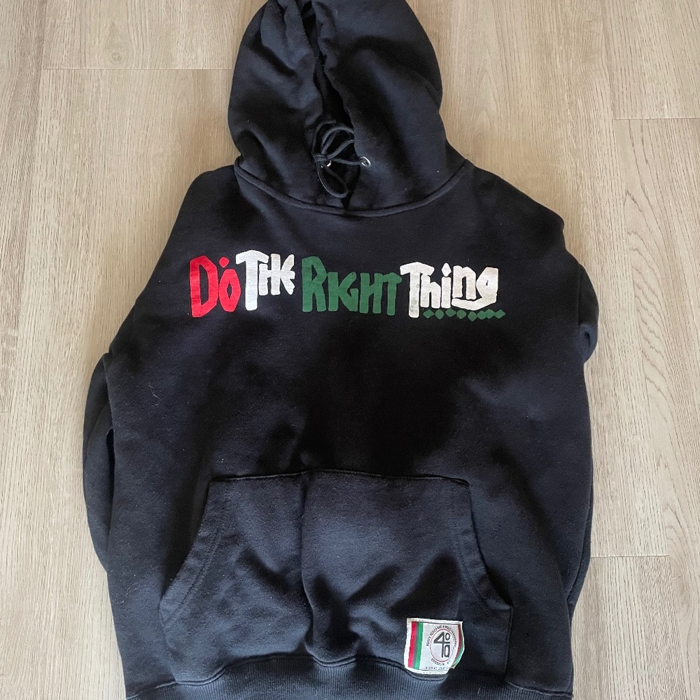 Defend Brooklyn x 40 Acres-Do the Right Thing Spike Lee, Size M Sweatshirt